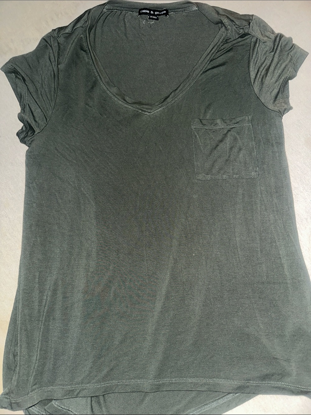 Womens Size L Cable & Gauge Dark Olive V-Neck Pocket Tee